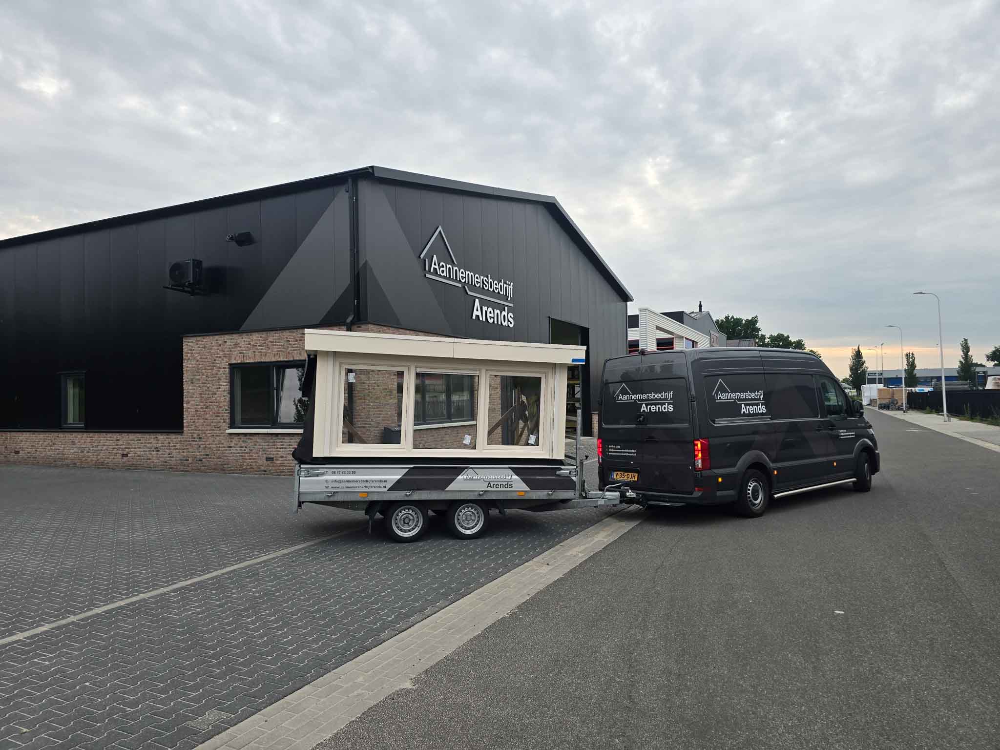 Aannemersbedrijf Arends bedrijfsbus